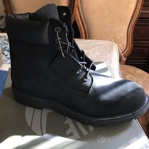Men’s Black Timberland Shoes